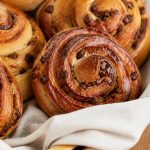 Patate croustillante au four : la recette facile et savoureuse