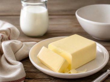 Comment faire du beurre avec du lait à la maison
